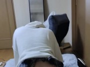 「もっと！もっとしたいの！イクッイクゥゥ！！」淫語を叫びながら自ら腰をグラインドさせてイキ果てるビッチギャル！男はたまらずイキそうになって「ゆっくり！」と指示するも無視して腰を振り続ける… - Screenshot 9 of 16 - Tバック