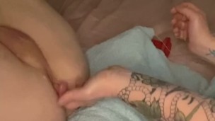 Tattooed Daddy is hella lucky- Enjoying an amazing Prostate massage with fingers and toys