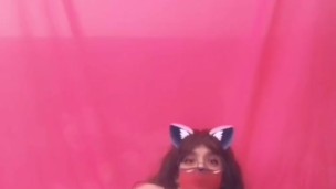 Karla rico con vestido blanco 1