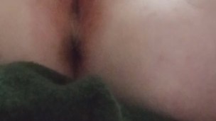 Toying my fat pussy