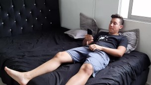 I send pictures of my dick to my 