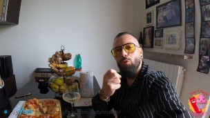 Chi è lei ? ( Seno Grande Naturale )