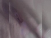Masturbando mi vagina rosada