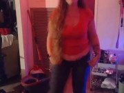 White Girl Twerking and Shaking Ass and Then Throwing Her Ass On Me 1/16