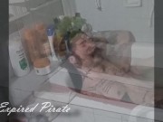  tocandome en la bañera 4/16