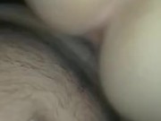 Mi cachonda me da sentones mientras miramos película 💦😋 3/16