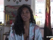 Ersties: Amateur Babe Masturbates With a Glass Toy 4/16