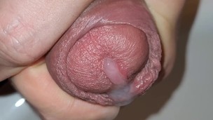 Quick jerk off and cum a lot