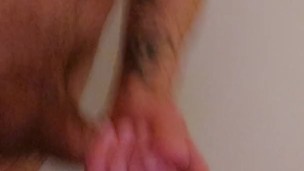 Straight man jerking off in the shower
