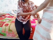 Sali apne jija pat Fida ho gai or jija ko chut de di. Sali ke mote boobs dekh ke jija ka land khada 3/16