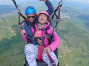 SQUIRTING while PARAGLIDING in 2200 m above the sea ( 7000 feet ) 13/16