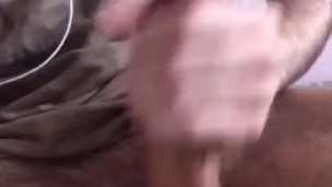 Обильно мокну во время мастурбации.