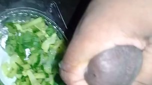 i cum on my salad it's tast good