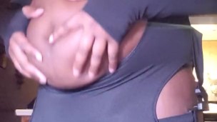 Buckle Outfit Belly Play