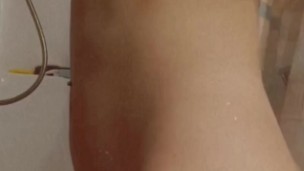 Girl masturbates hardcore while husband is at work