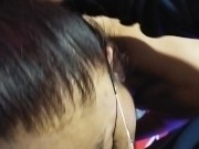 👅 Putita de lentes me regala Mamadas deliciosas