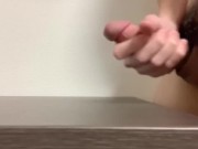 [射精]ピュッピュと太いチンポから射精！めっちゃ飛んだw[デカチン] 3/16