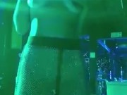 En el bar muy caliente 10/16