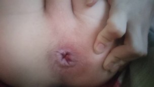 twink fingering herself and opening up