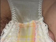 素人パンツが愛液でグチョグチョ♡布団の中で自撮りオナニー♡喘ぎ声がリアルすぎw【個人撮影】 4/16