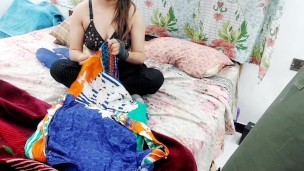 Pakistani Wife Fucked On Valentine,s Day With Clear Hindi Audio