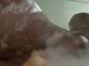 gostosa tomando banho1 15/16