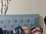 Me follo a la niñera sin que mi mujer se dé cuenta. 3/16