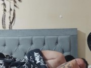 Me follo a la niñera sin que mi mujer se dé cuenta. 4/16