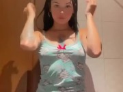 Arab girl show body 14/16