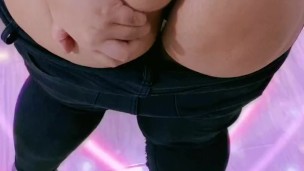 Mi madrastra Culona se desnuda y se toca para provocarme - Soraya Culona latina