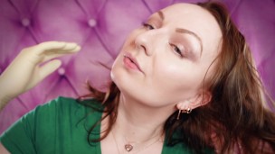 ASMR: gloves fetish. Double latex gloves. (SFW)