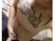 El Hinkisidor tiene una vergota bien cabezona