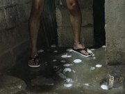 Primer video casero lavándome todo el cuerpo y una pequeña jalada para ustedes