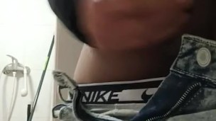 Tocándome un poco 🍆😜