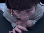 メガネっ子が興奮してフェラで精子をたっぷり搾り取る♡ cum in mouth blowjob 3/16