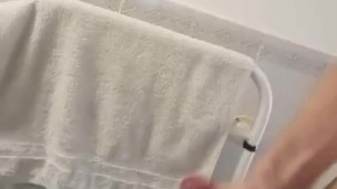 Bathroom wank