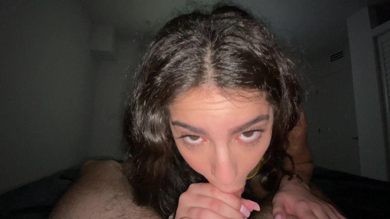 FODENDO MINHA COLEGA DE TRABALHO LATINA NOVINHA - Vídeo de sexo grátis - RedTube