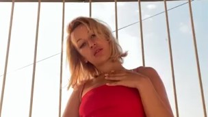 Hot Blond showing her bush