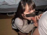 生理中はお口でぬきぬきしてくれる彼女の手コキフェラに耐え切れずに顔射 14/16