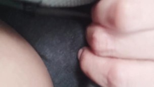 HOT ASIAN NAGPASILIP