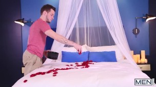 MEN - Colton Grey gets joined by Roman Todd in the shower to start him off with a nice, wet VDAY blo