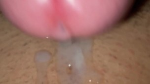 Masturbating quietly and cumming so my friend doesn't notice