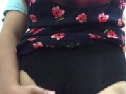 SEDUZCO A REPARTIDOR POR PRESTARLE EL BAÑO 4/16