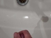Handsfree batbroom cumshot 13/16