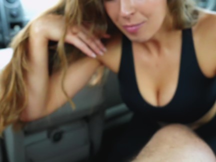 TikTok pickup line got a hot girl from my gym to give me a BJ and let me fuck her in parking lot!