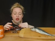 СОБЛАЗНЮ: иваси | asmr | mukbang 8/16