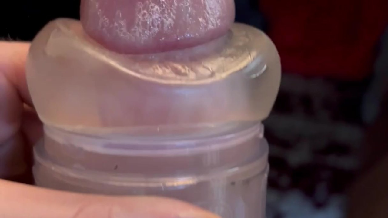 LOTS OF PRECUM, A SCREAMING ORGASM, AND A PRECUM-LEAKING PISS - Video di sesso gratis - RedTube