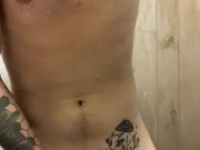 Saliendo de la ducha - Screenshot 11 of 16 - HD