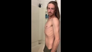 Preview: Shower Time