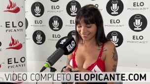 HEROXBABY CHUPA LA BANANA CON CREMA EN EL CUARTO PICANTE